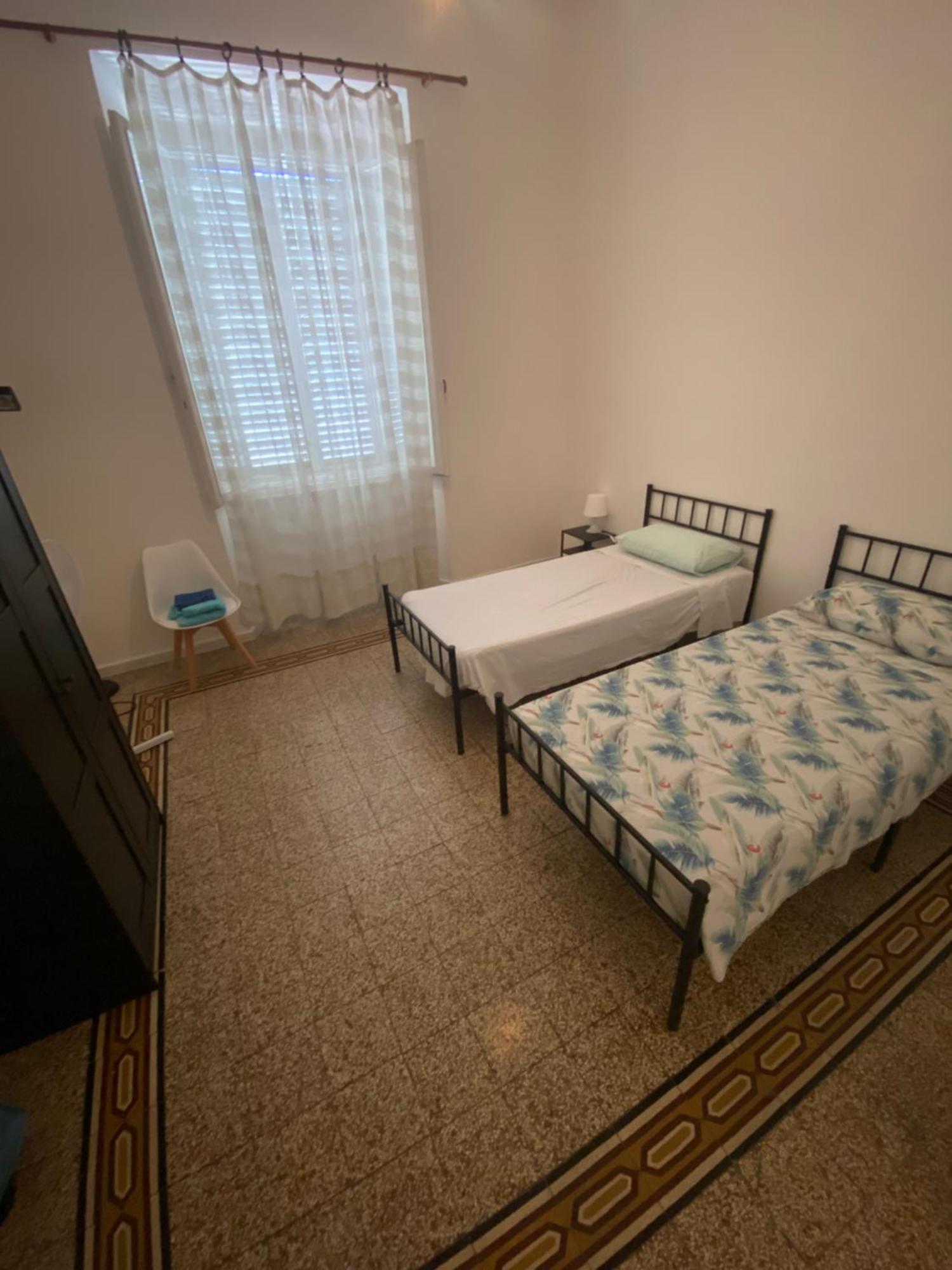 Hotel Casa Sofia à Livourne Extérieur photo