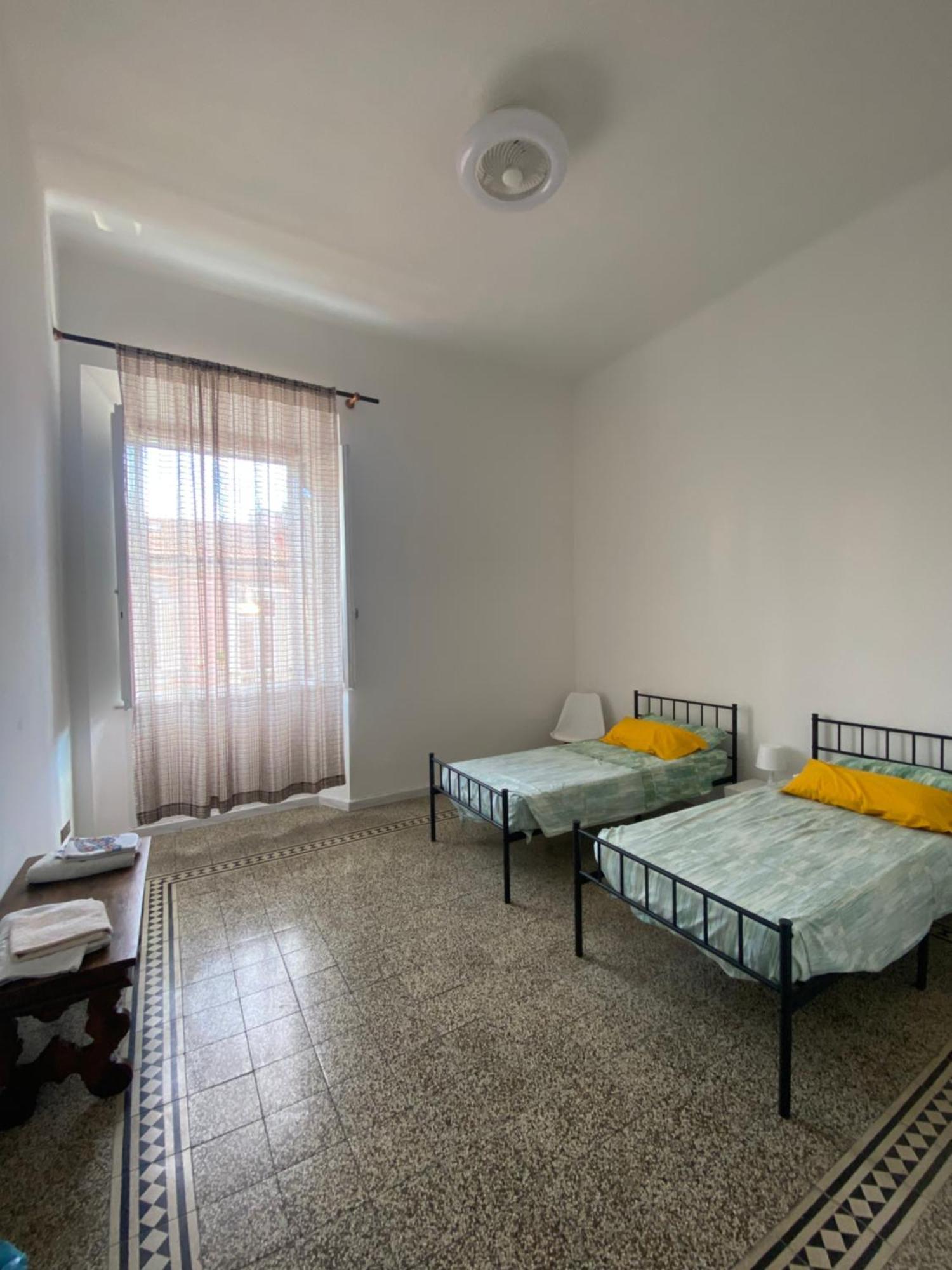 Hotel Casa Sofia à Livourne Extérieur photo